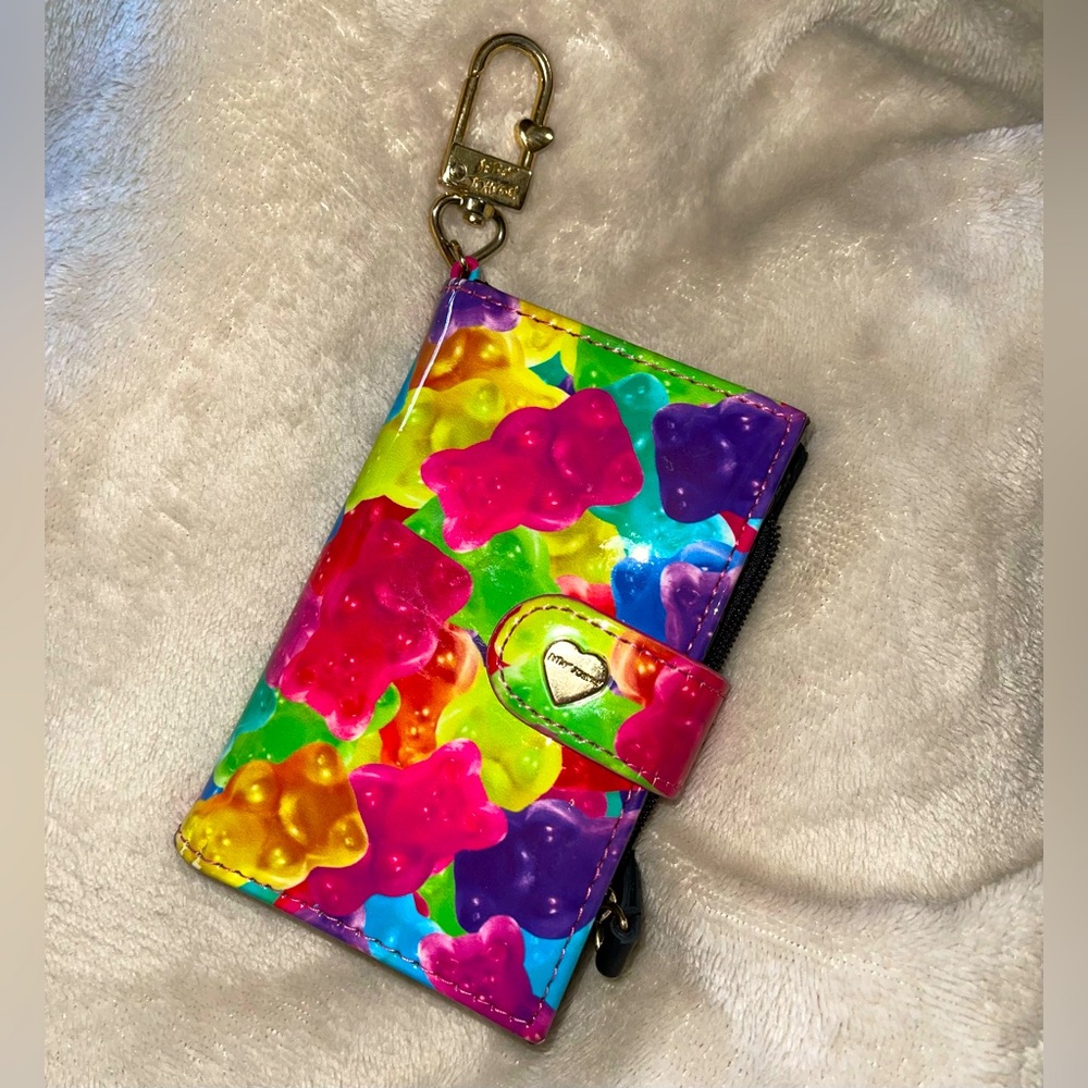 Betsey Johnson Gunmy Bear Wallet 💕